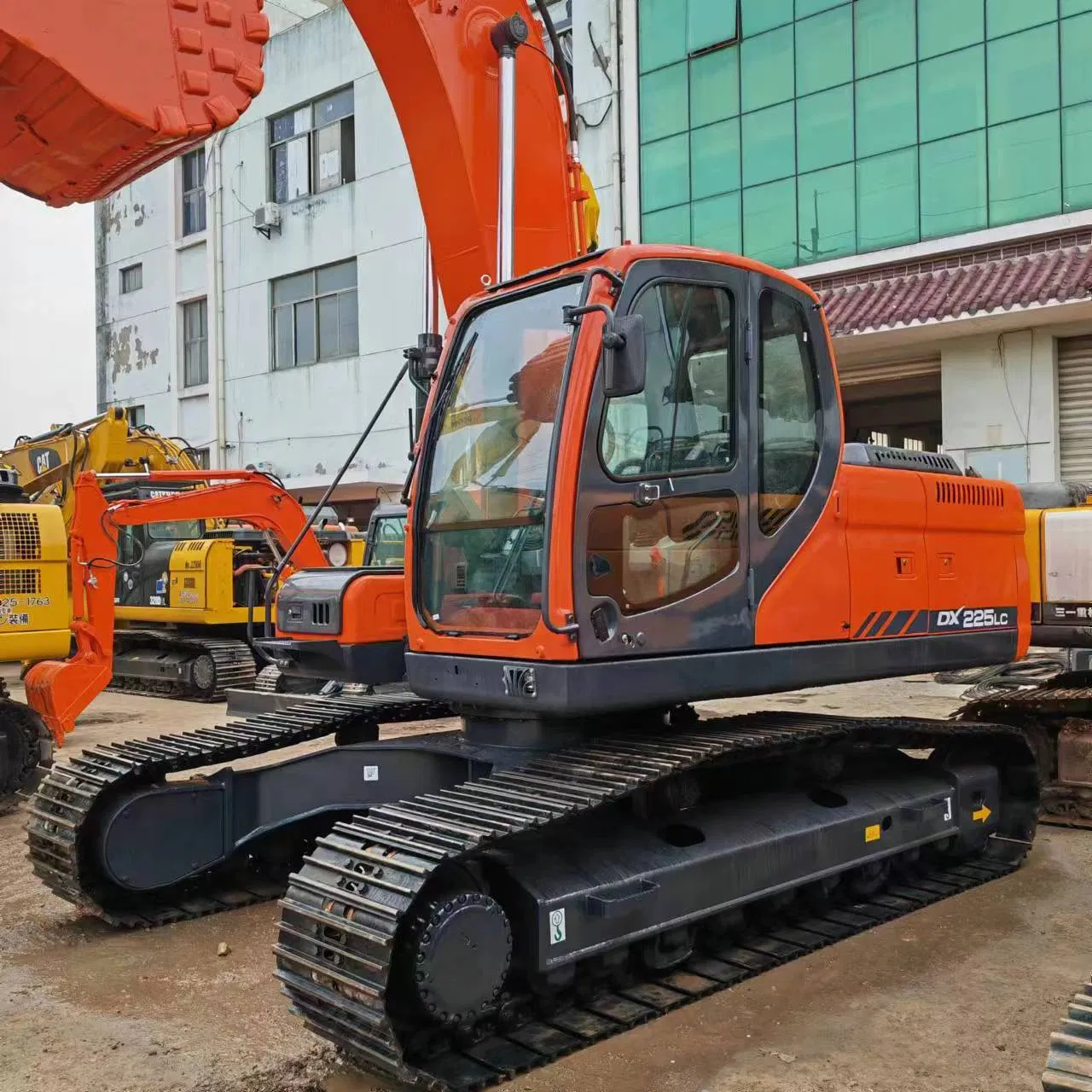 Doosan Dx225LC Dx225 Dx225lca Used Excavators Crawler Excavator Heavy Equipment Good Condition Second Hand Machine Dx225lca Dx60 Dx85 Dx55 Dx140 Dx340