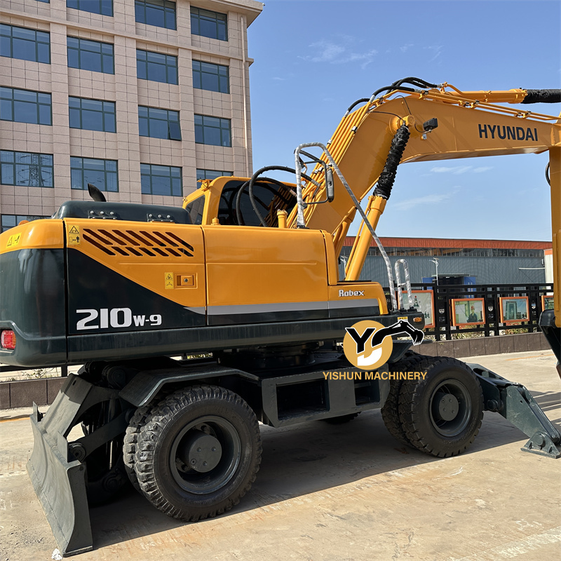 Good Condition Used Wheeled Excavator Hyundai 210 210W-9 210-9 210W 210W-7 R210W-9 Excavator Hyundai Wheel Excavator for Sale