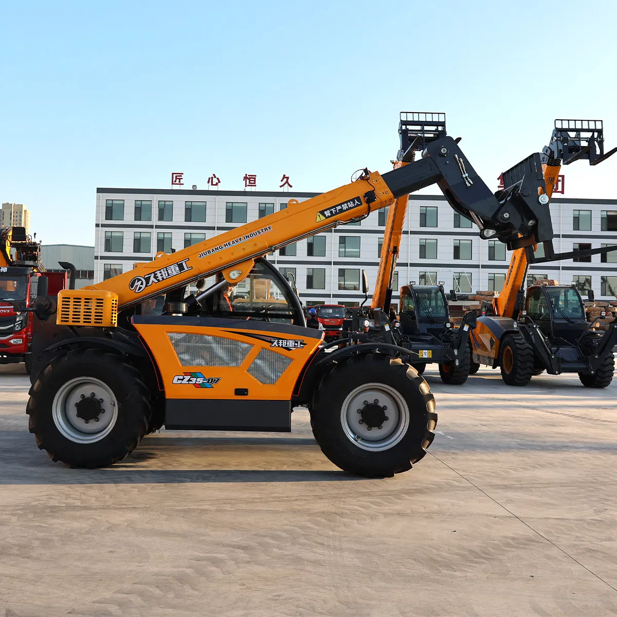Heavy-Duty 4.5 Ton Telehandler Forklift for Agriculture and Warehousing