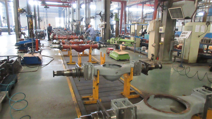 Assembly process — construction machinery assembly line at Xuzhou Plautz factory