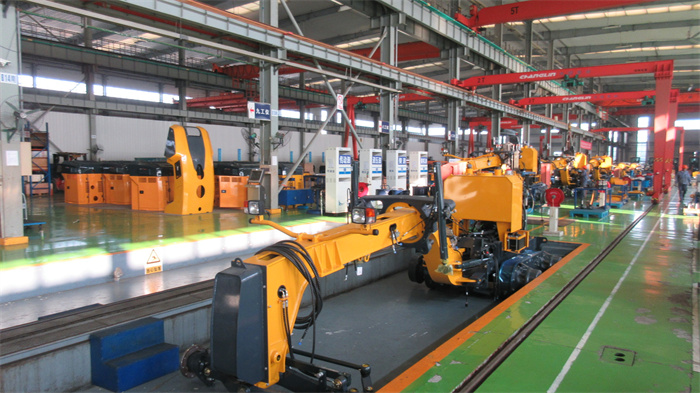 Assembly stage 2 — final assembly and quality inspection of construction machinery