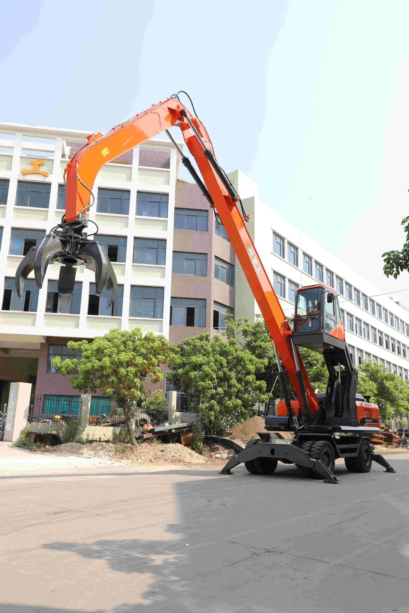 CE Certified Chinese Excavator Material Handling Machinerymaterial Wheel Loader Grabbing Crane
