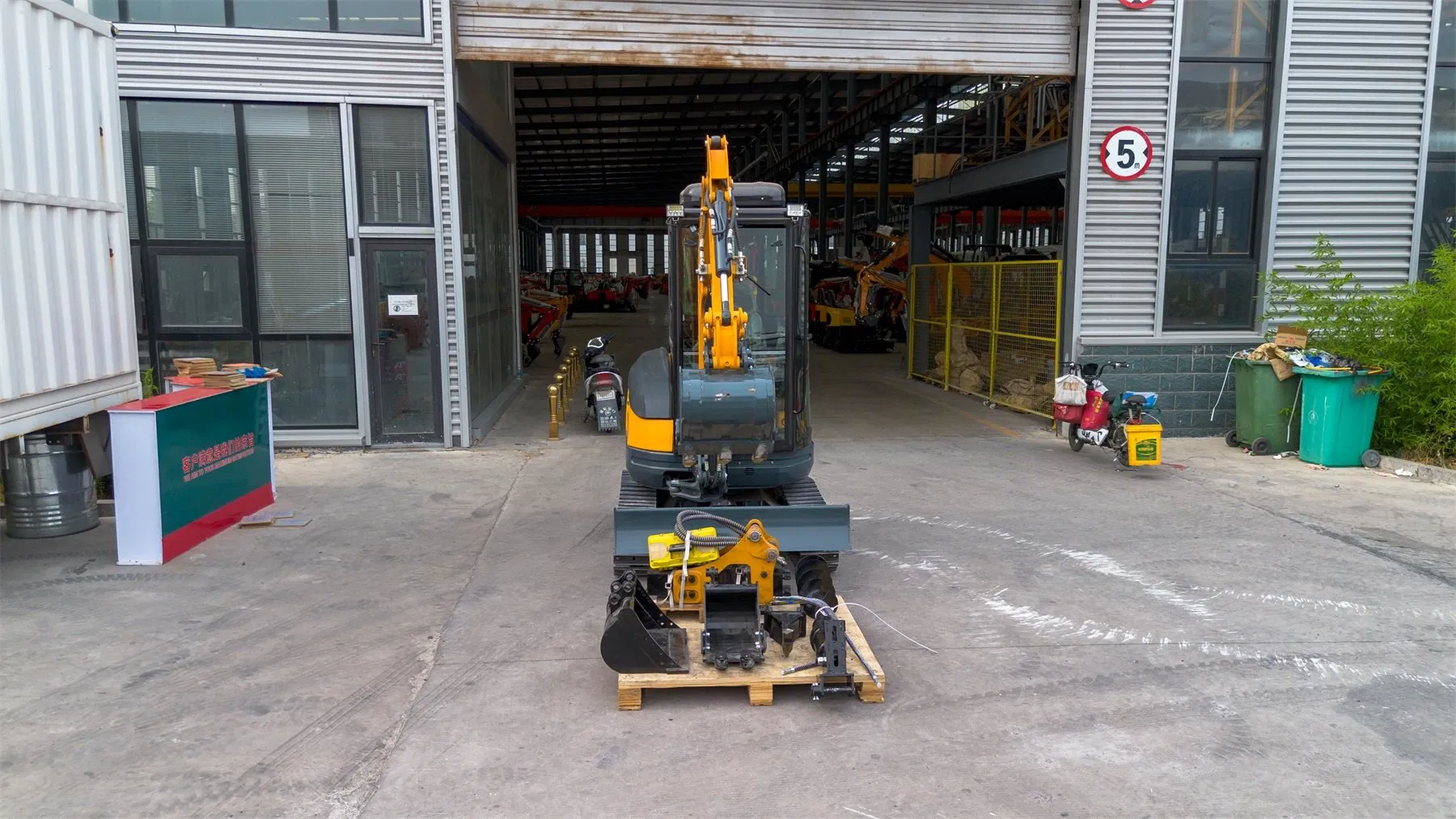 2.5 T Miniature Backhoe Excavadora Mini Hydraulic Crawler Small Size Wheel Construction Backhoe Garden Household Farm Greenhouse /Towable Electric /Excavator