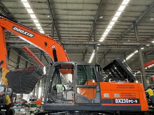 Excavator DX230