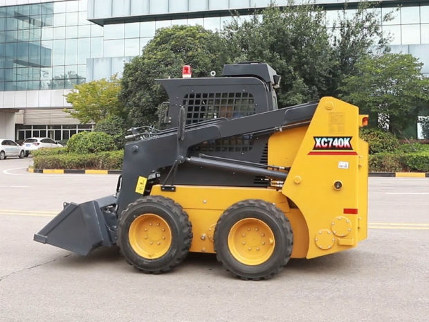 Wheeled Front End Loader Xc740K Mini Skid Steer Loader with Roller/Telehandler/Augar
