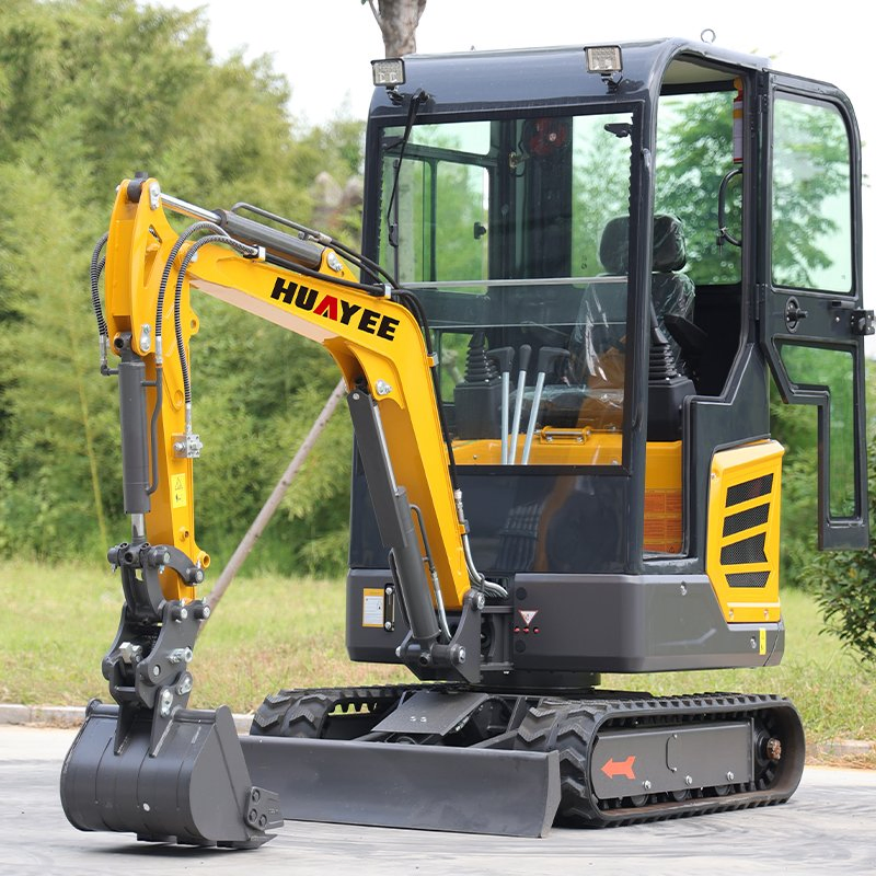 CE EPA Euro 5 Mini Excavators Customize Hydraulic Small Escavatore Digger Machine Wholesale Cheap 1.8 Ton Compact Mini Excavator