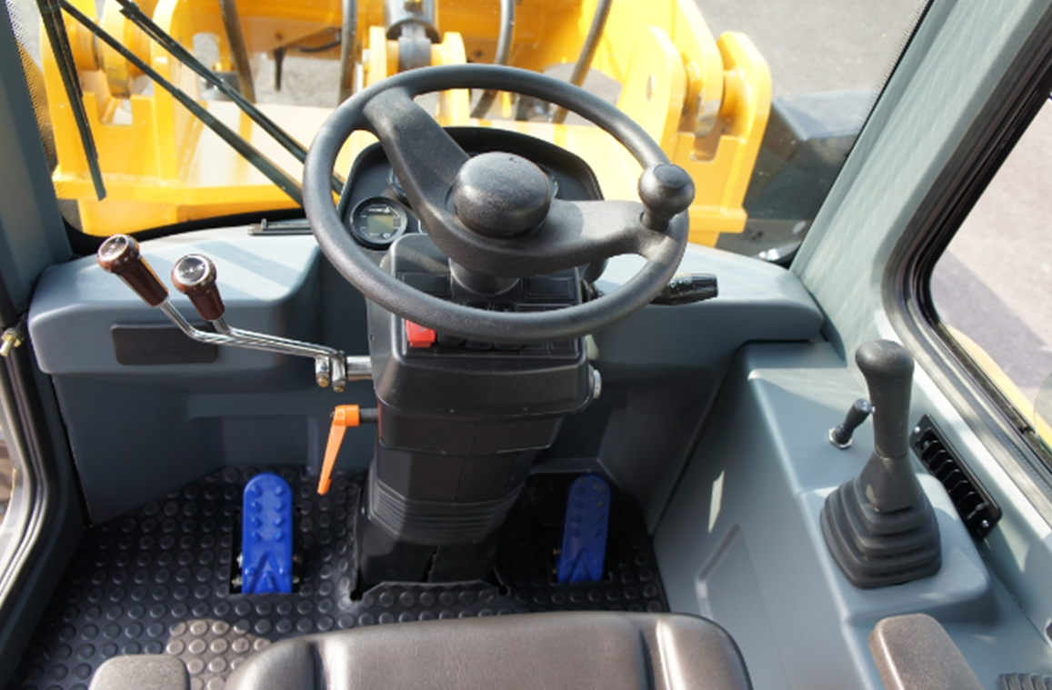 HBXG SHEHWA HB2503 Backhoe loader Rated loading capacity 2.5 tons Rated digging bucket capacity 0.3 CBM Operating weight 9.12 Tons EAC ISO9001 New