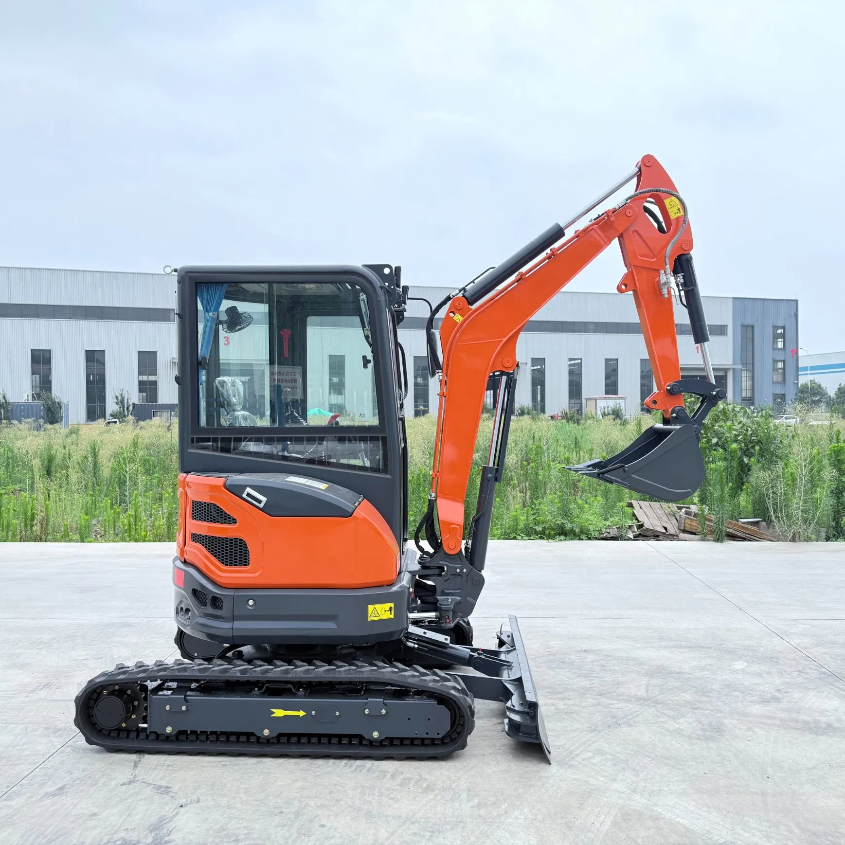 Micro Mini Small Digger Crawler Excavator Chinese for Sale Attachments 2.5 Ton 1 Ton 2 Ton 3.5 Ton Mini Excavator