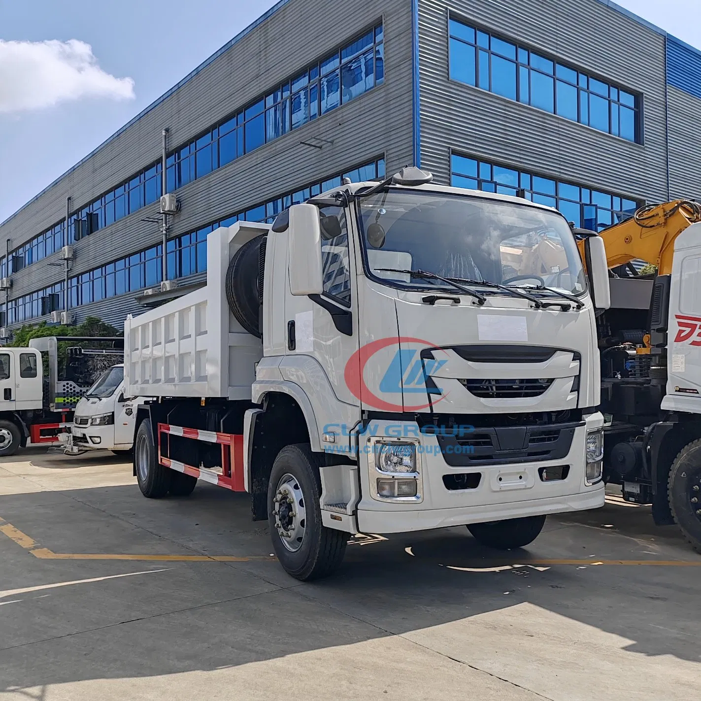 Isuzu 4X2 12tons 15tons 6 Wheeler Dump Truck Loader Volume Capacity 10m3 10 Cubic Meters Articulated Tipper