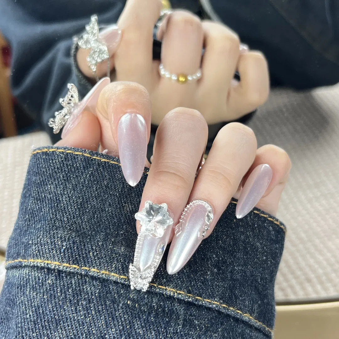 Hot Sale Luxury Private Brand French Style Press on Nail Fashion Artificial Nails False Nails Press Nails Art Wholesale High Quality Acrylic False Nails Gel