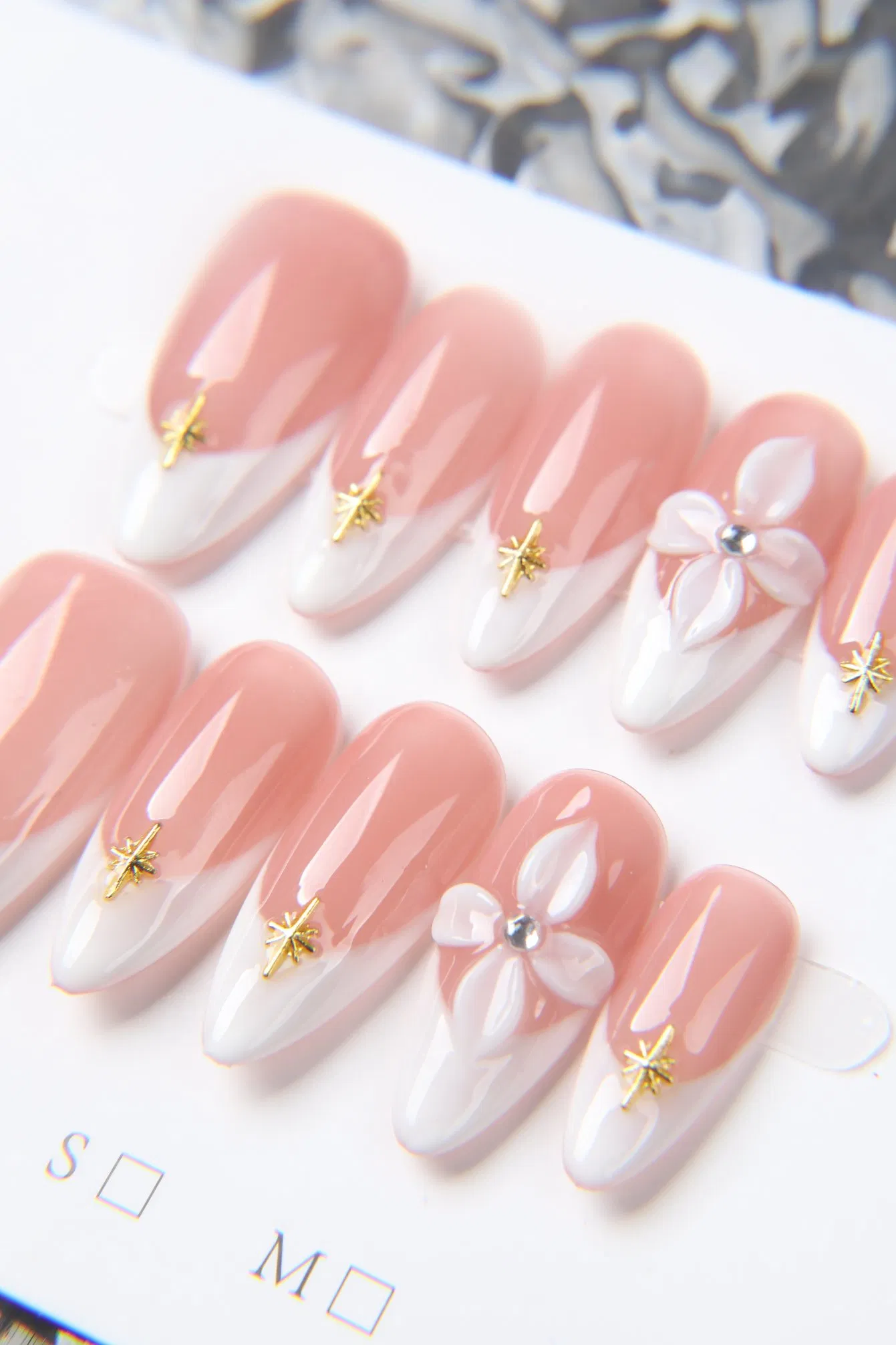 Factory Direct Quick Remove Nail Art for Date Outing