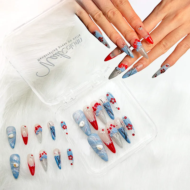 Luxury Nail Art Design 1