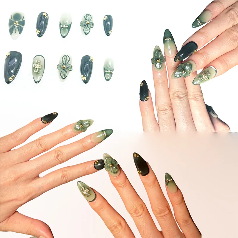 Luxury Nail Art Design 3