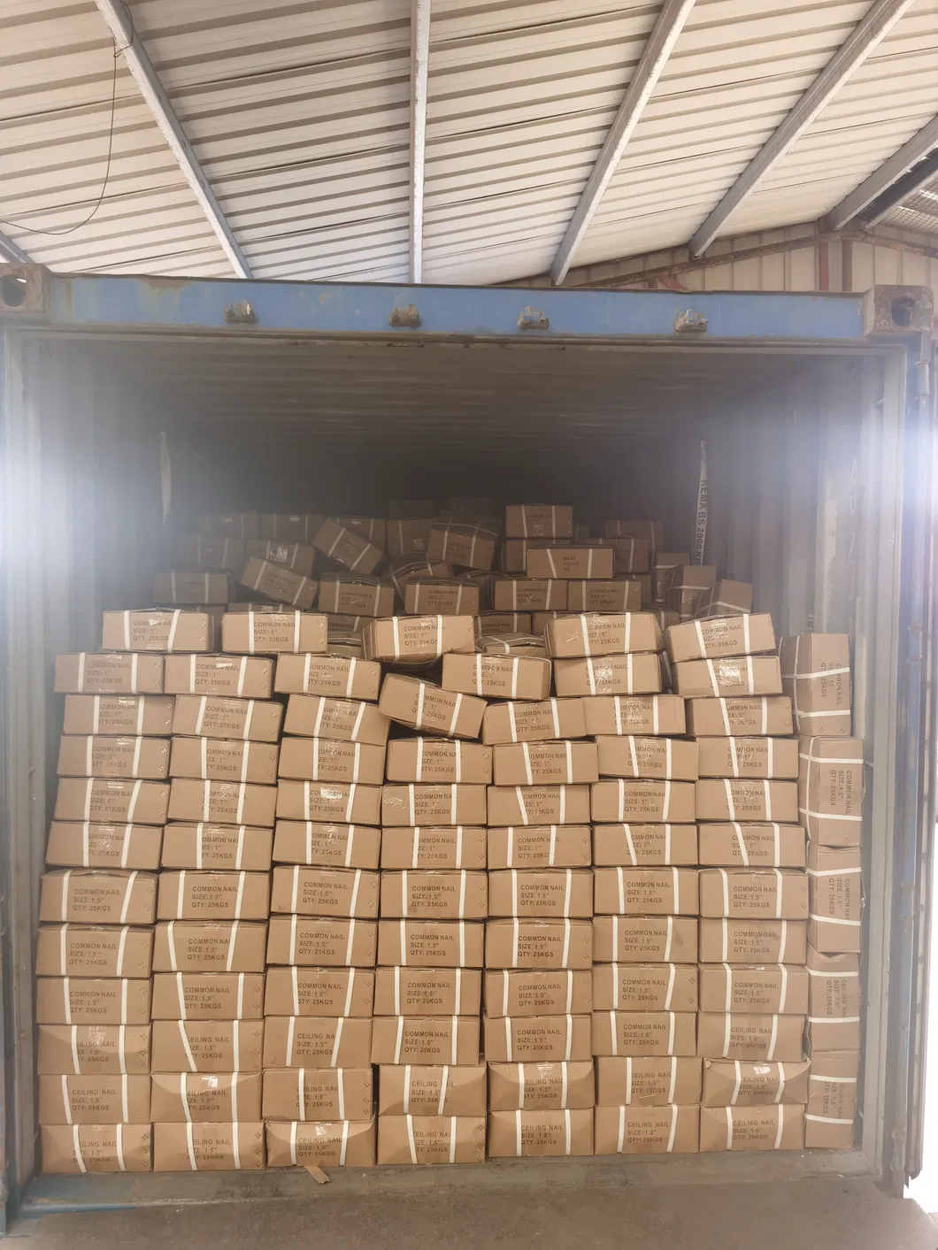 Wooden pallets standard packing