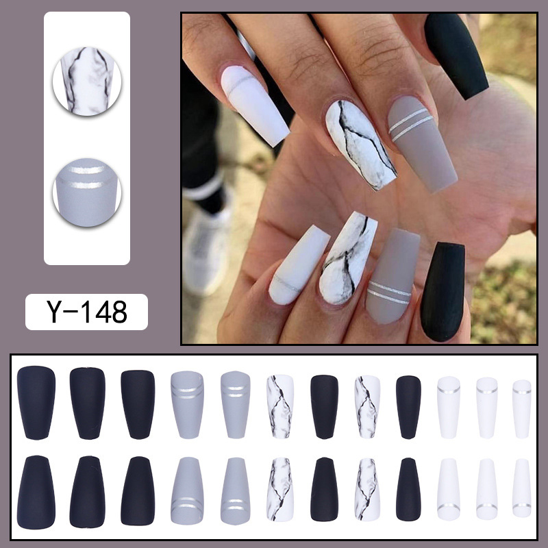 24PCS Nail Art Beauty Sticker Full Cover False Artificial Fingernails Art French Tips