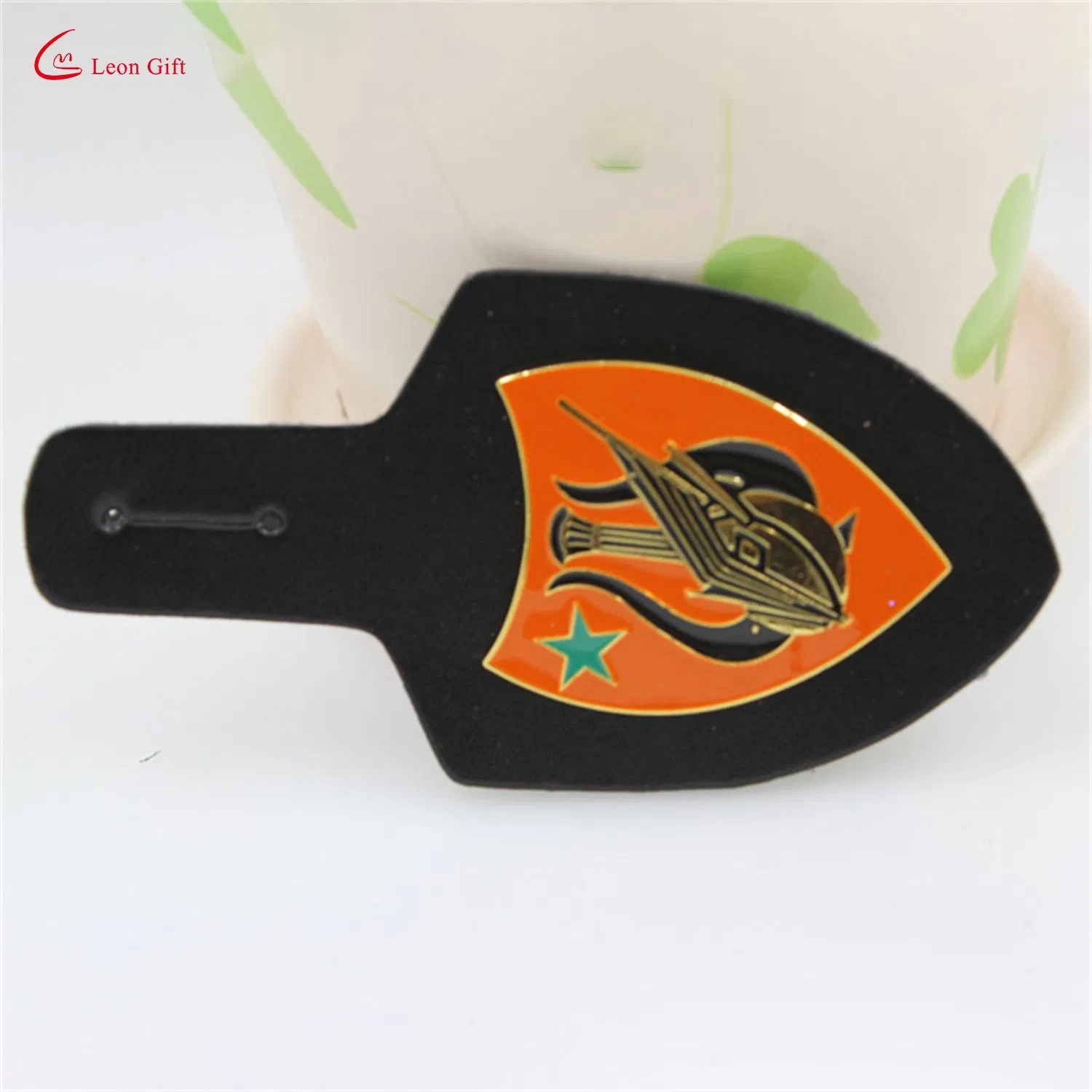 Pin de solapa de aleación metálica personalizado, artesanía de insignia policial para marco de placa de licencia de automóvil, parabrisas de Florida, billetera de cuero para perros, seguridad, insignia militar de policía