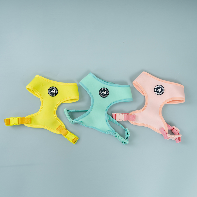 Arnés para perros Rena Pet popular, bonito, suave y colorido, ajustable en tamaños para gatos pequeños