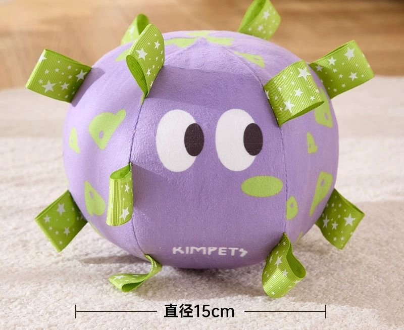 Venta al por mayor de fábrica pelota de fútbol resistente a mordeduras para mascotas, estilos de felpa con campanas, juguete interactivo de entrenamiento para perros, logo personalizado disponible
