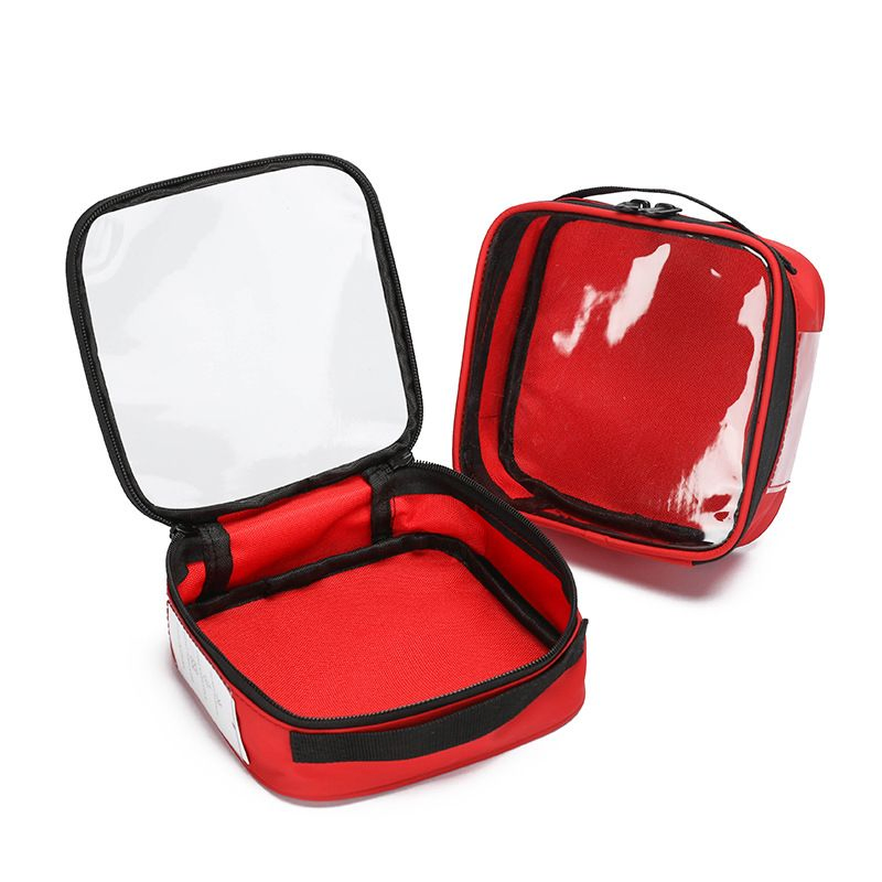 Suministros completos de primeros auxilios para mascotas para viajar y en casa