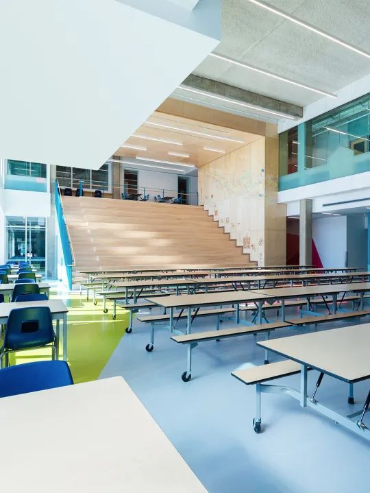 Comfortable Non-Slip Fireproof Rubber Floor for Garages Home Gyms