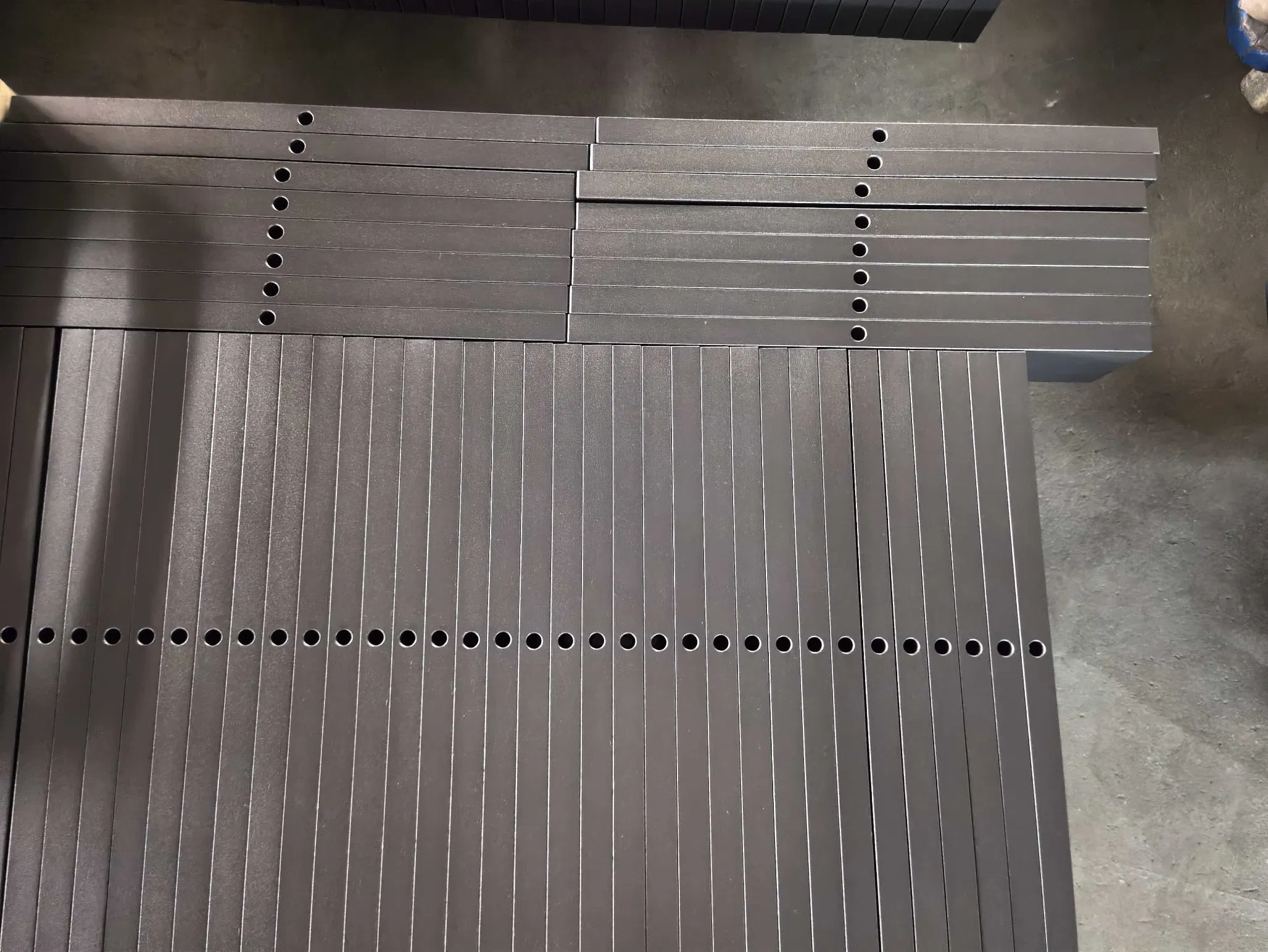 Precision-Engineered Rectangular Weight Plates with Defect-Free Coated Surface