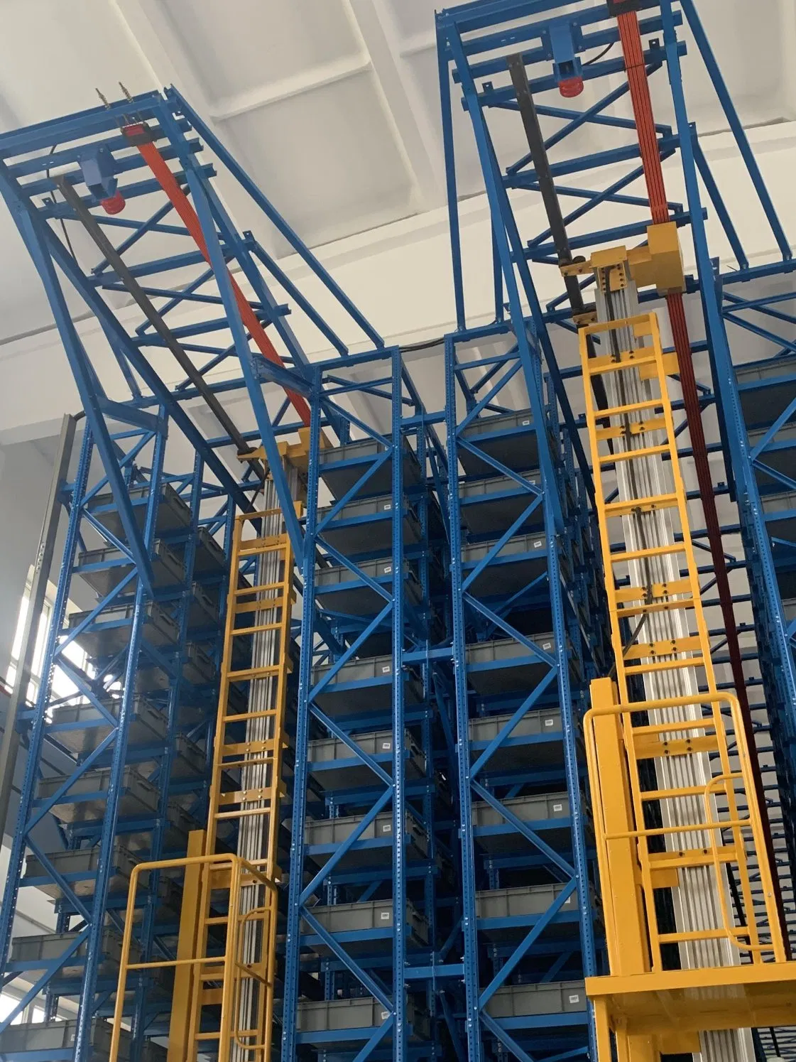 Industrial Conveyor System Intelligent Storage Solutions for Heavy Duty Warehouse Storage Needs