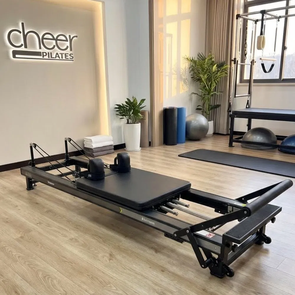 Durable Elegant Short Leg Aluminum Reformer High Quality Pilates Reformer Machine Reformer Pilates Adjustable Fitness Machine for Yoga Enthusiasts and Studio