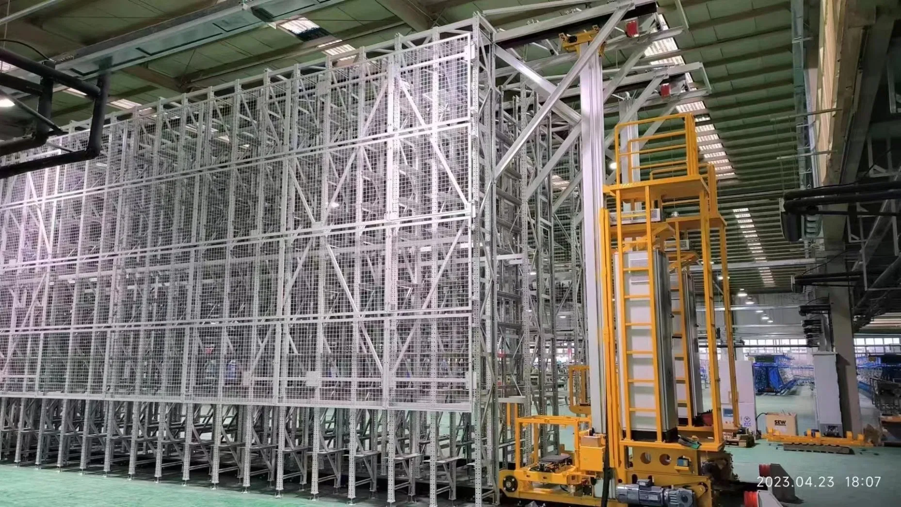 Industrial Conveyor System Intelligent Storage Solutions for Heavy Duty Warehouse Storage Needs