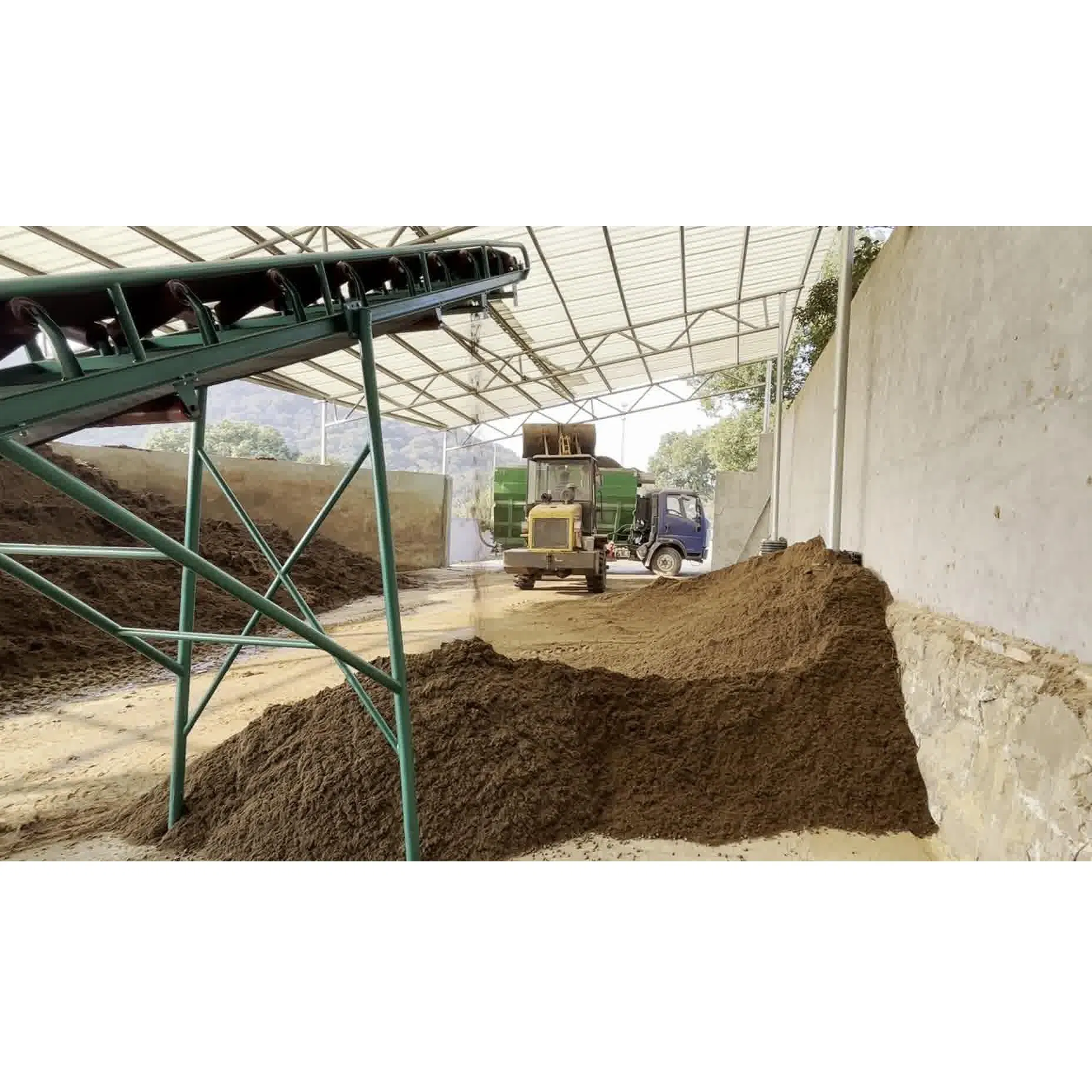 Bedding Recovery System for Dairy Farm as Cubicle Material Fertilizer Cow Manure Fermentation