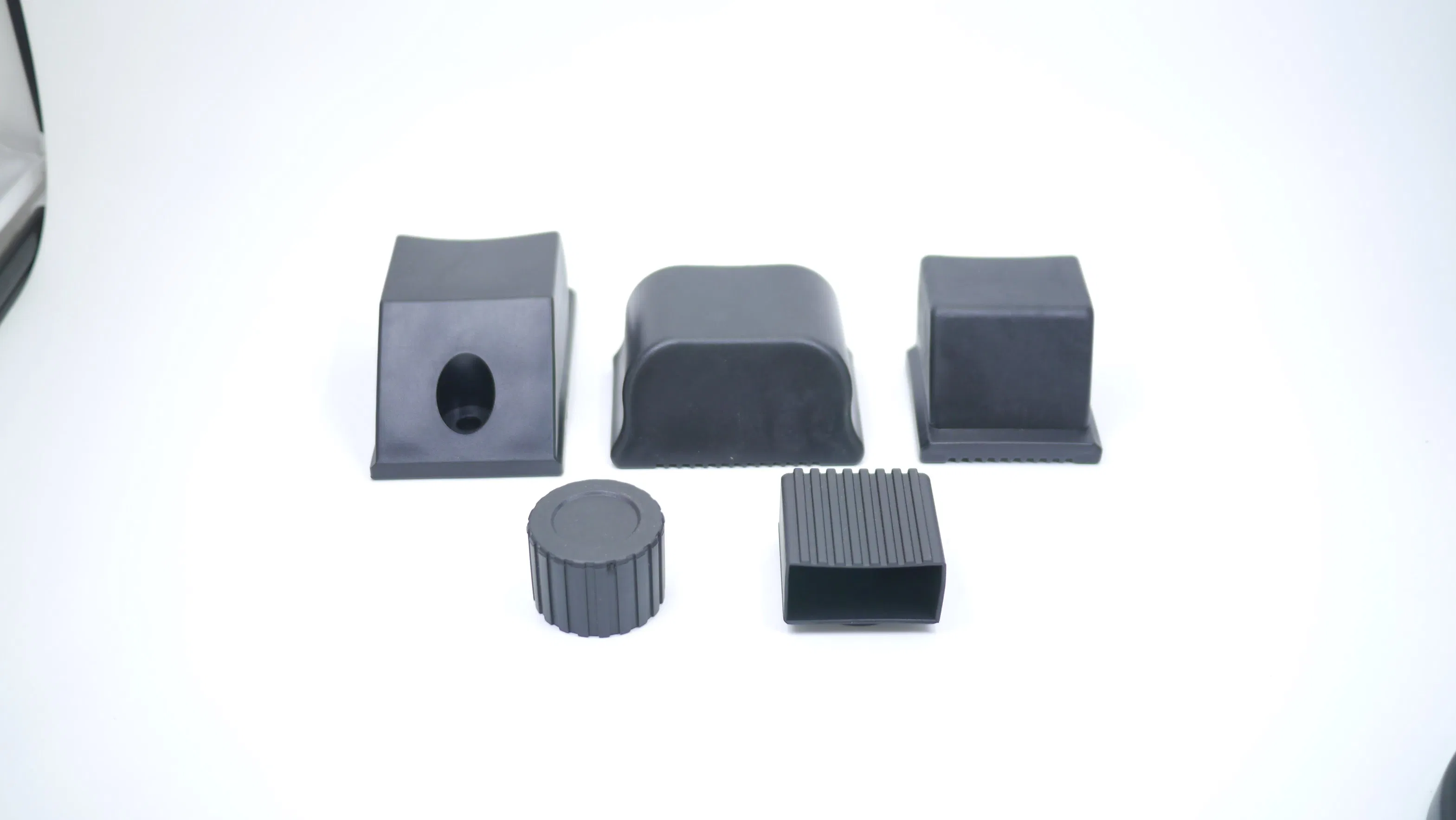 High-Toughness ABS Plastic Fitness Equipment Plastic Accessories (pull handles/grips/connectors with customizable logos/sizes)