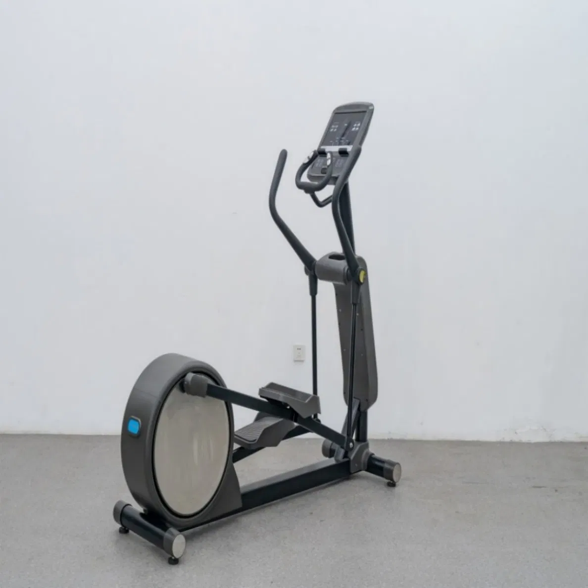 Factory Direct Luxury Elliptical: Commercial-Grade Magnetic Resistance Cardio Machine, Superior Professional Gym Apparatus Gym Equipment Professional Exercise