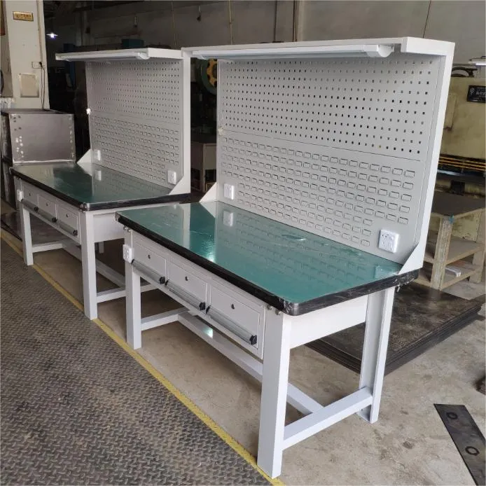Heavy Duty Workbench