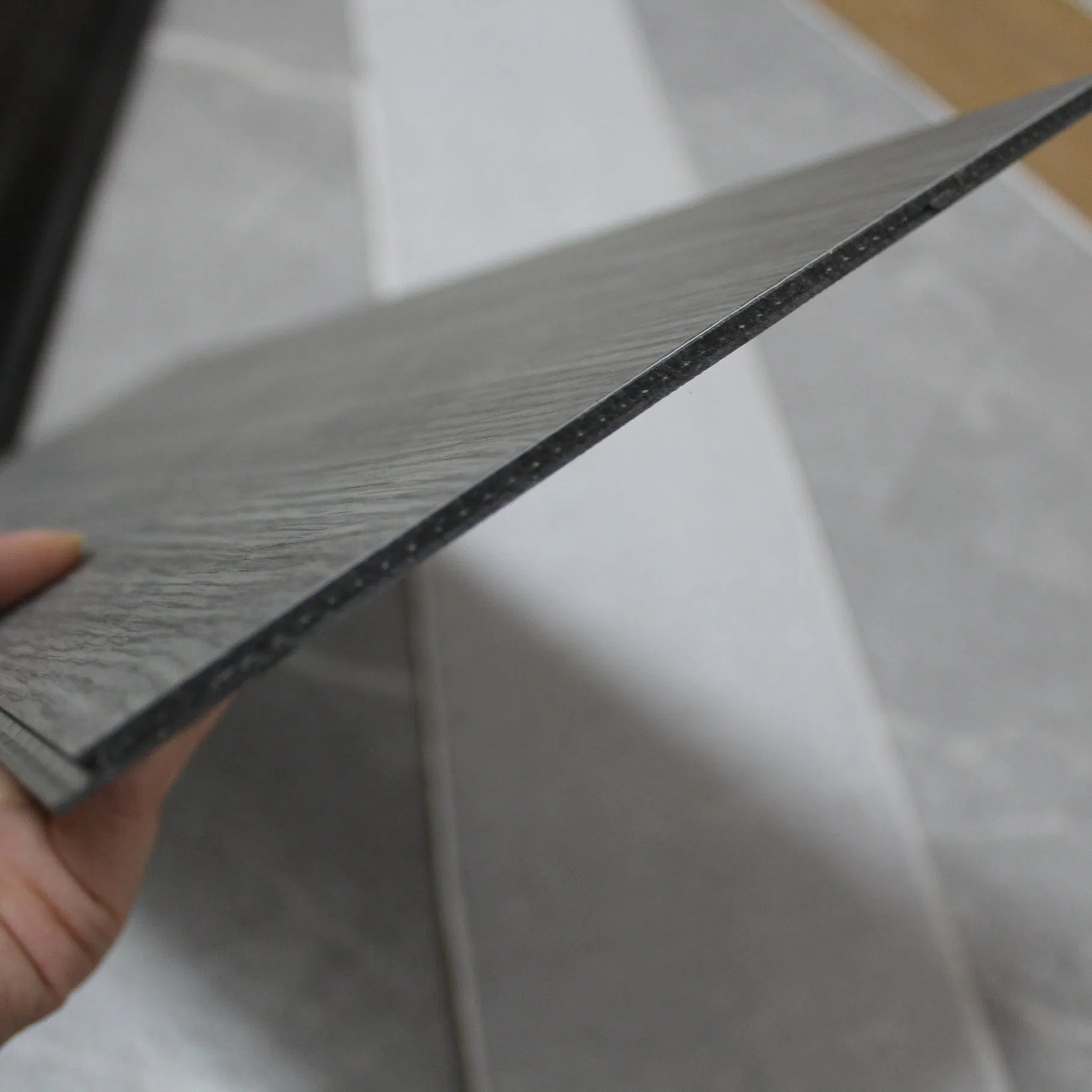 Waterproof 4.5mm/5.5mm Vinyl Floor Colors Low-Maintenance Vinyl Flooring Friendly for Home Gyms/Offices