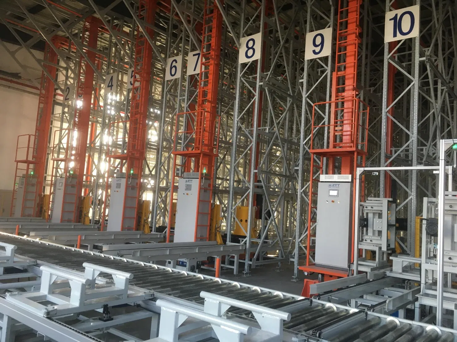 Robotic Storage Solutions for Efficient Warehouse Storage and Management