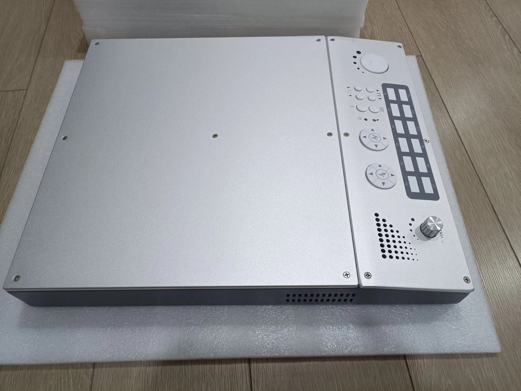 Excellent Emg-66b 4 Channel Medical Emg System Portable Diagnostic Emg Unit