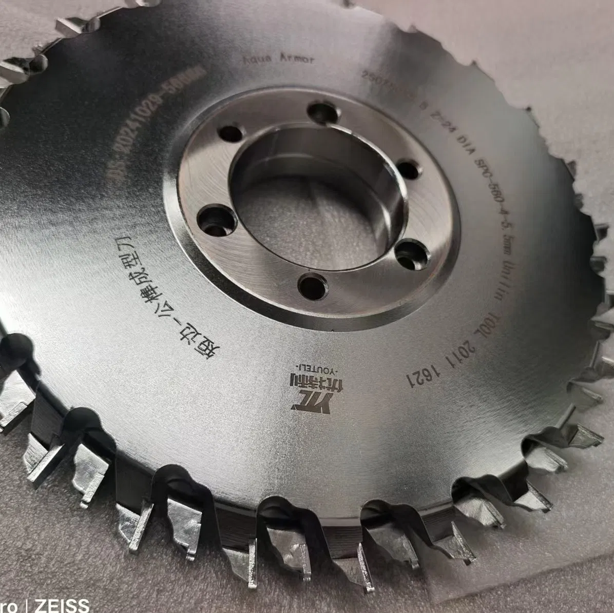 High Temperature Stability Diamond Floor Milling Cutter