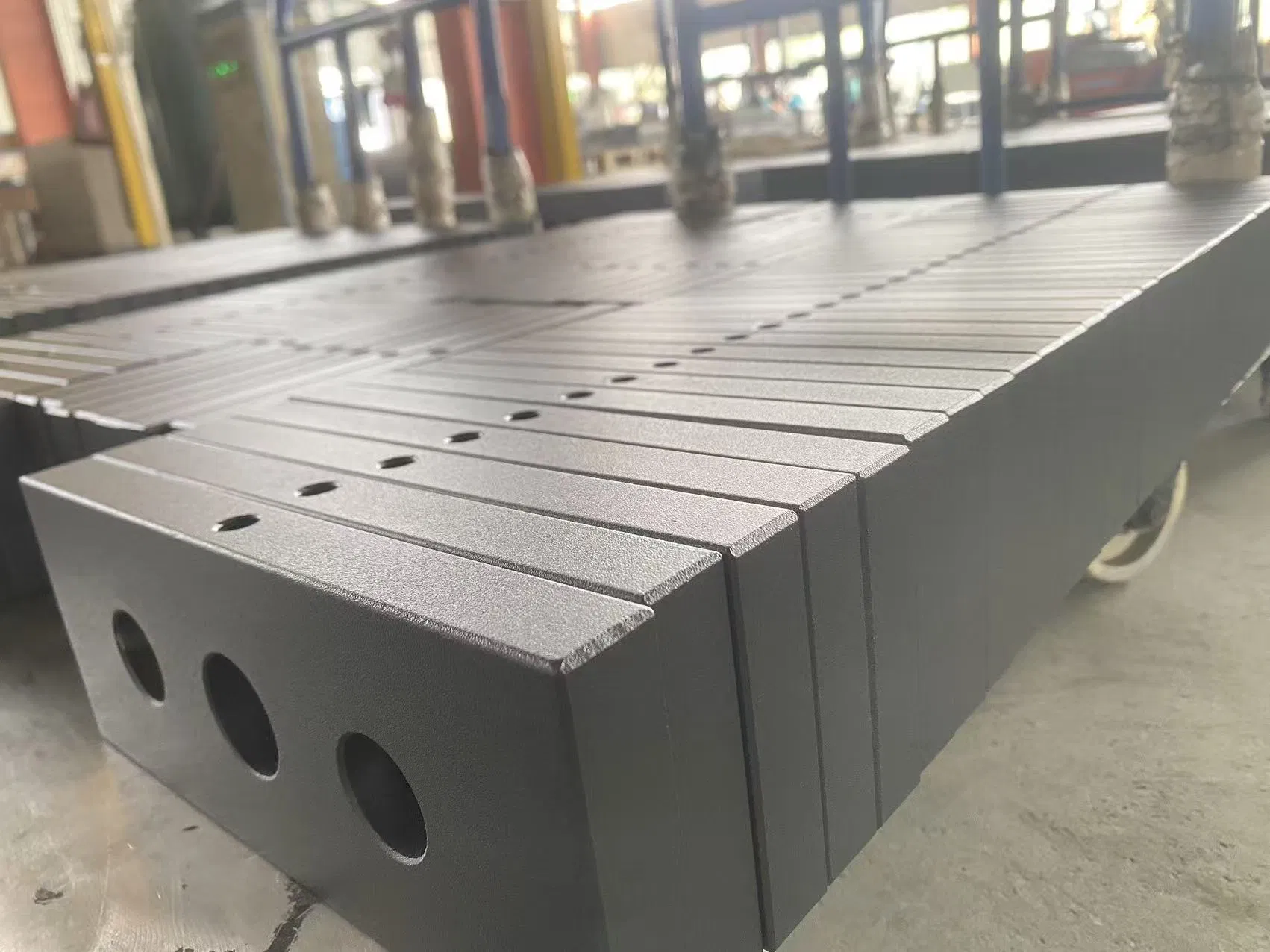 Precision-Engineered Rectangular Weight Plates with Defect-Free Coated Surface