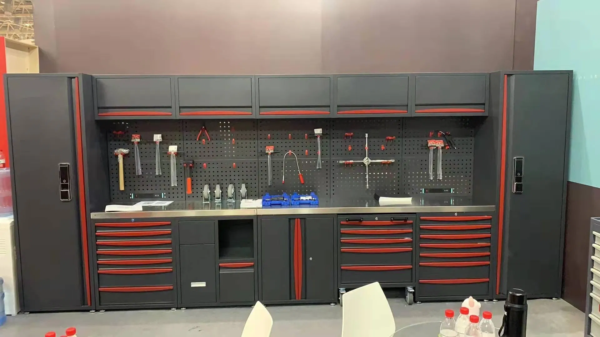 Mobile Drawer Workbench with Locking Casters (Workshop Use, DW-MobileX)