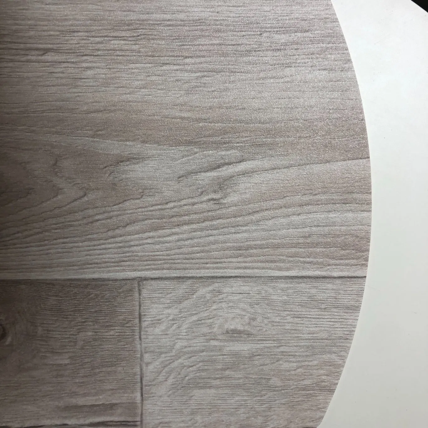 Durable Easy-Care Waterproof Stain-Resistant Slip-Resistant Linoleum Flooring for Home Gym