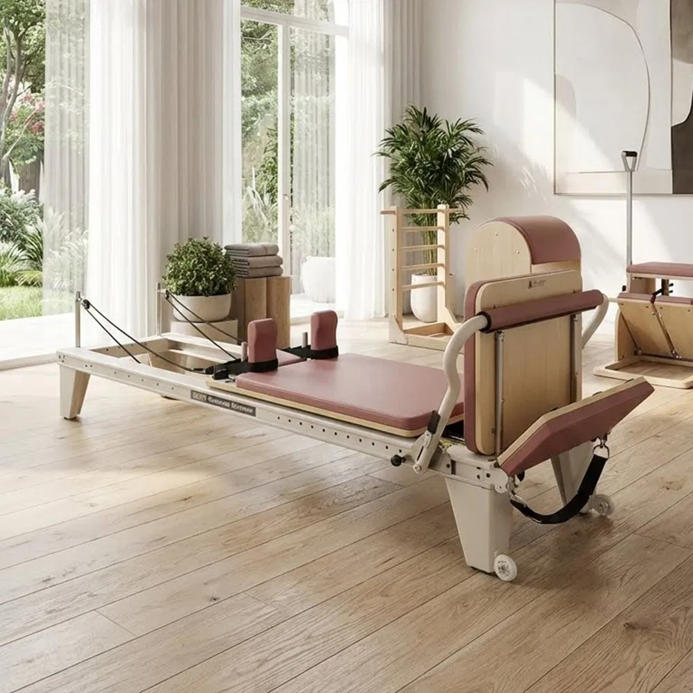 Hot Sale Aluminum Pilates Reformer with Sliding Footbar High Quality Aluminum Pilates Reformer Machine Gym Equipment for Pilates Enthusiasts and Yoga Studio