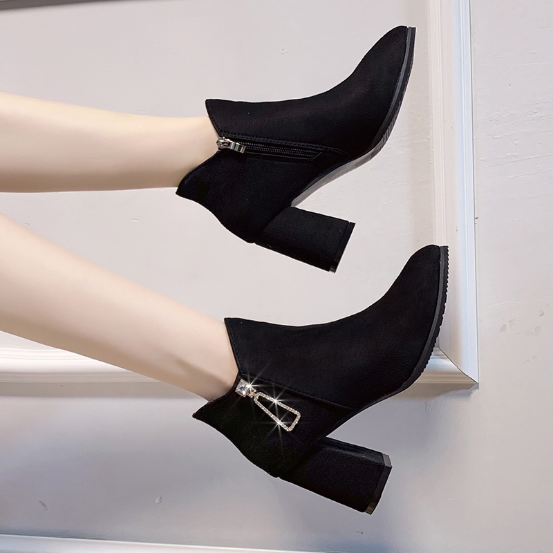 Wholesale Zonxa Women's Autumn and Winter Ankle Boots, Leather Combat Boots, Stylish Office Boots, Athletic Shoes Men Shoes Safety Shoes Sports Shoes