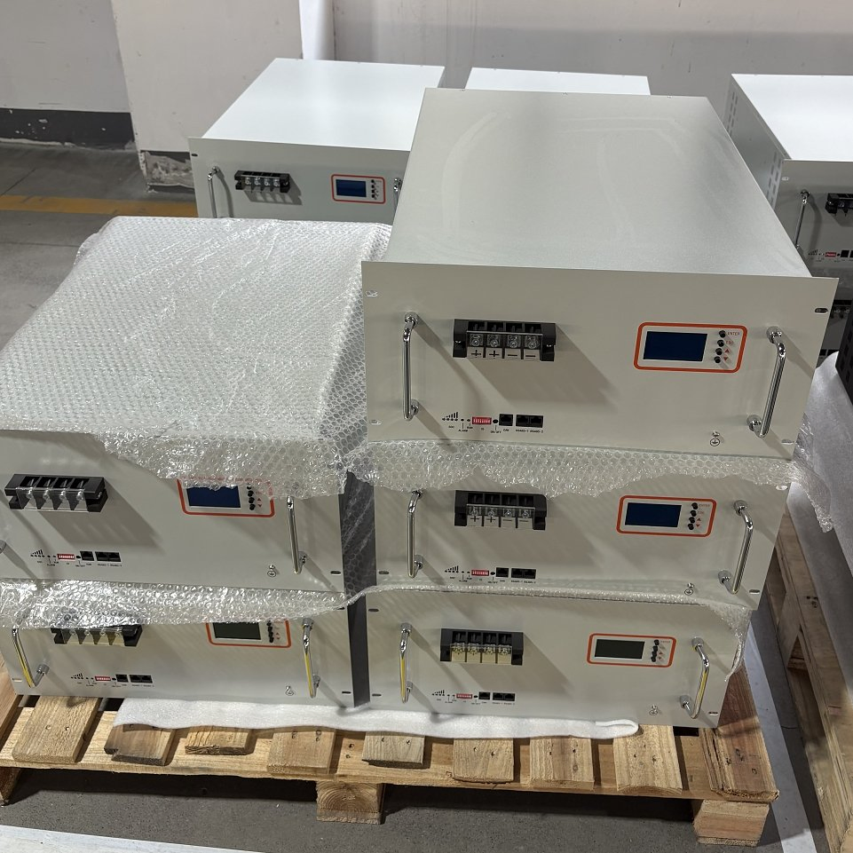 Yangde Integrated off Grid Hybrid Solar Cell Outdoor Cabinet Energy Storage System Solution