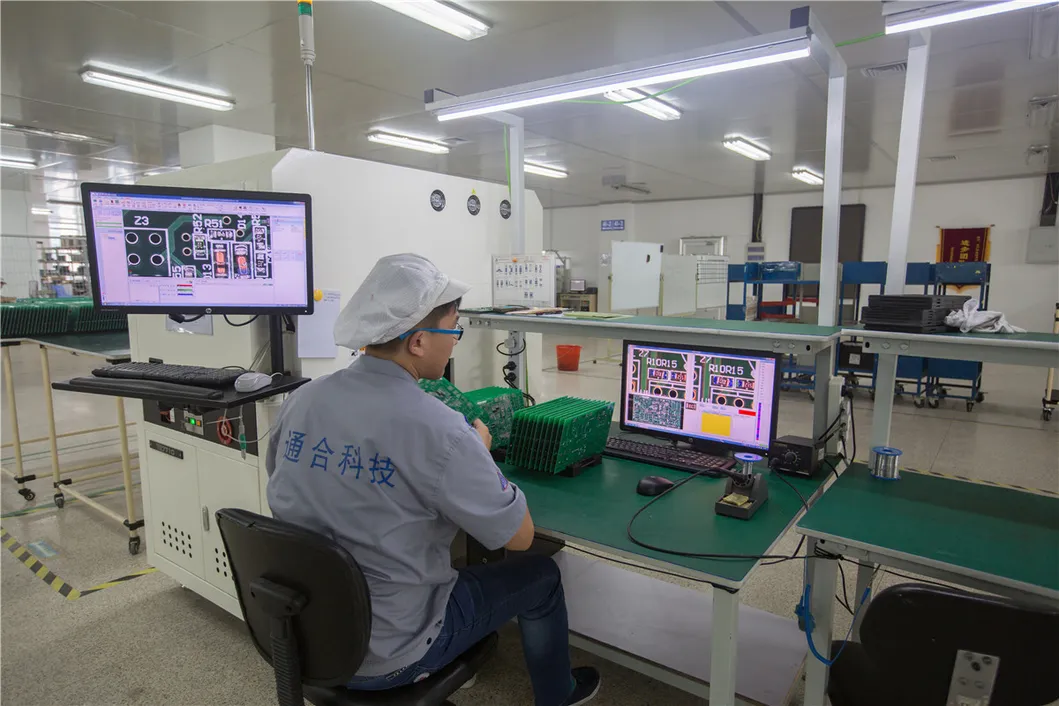 Manufacture Center 4