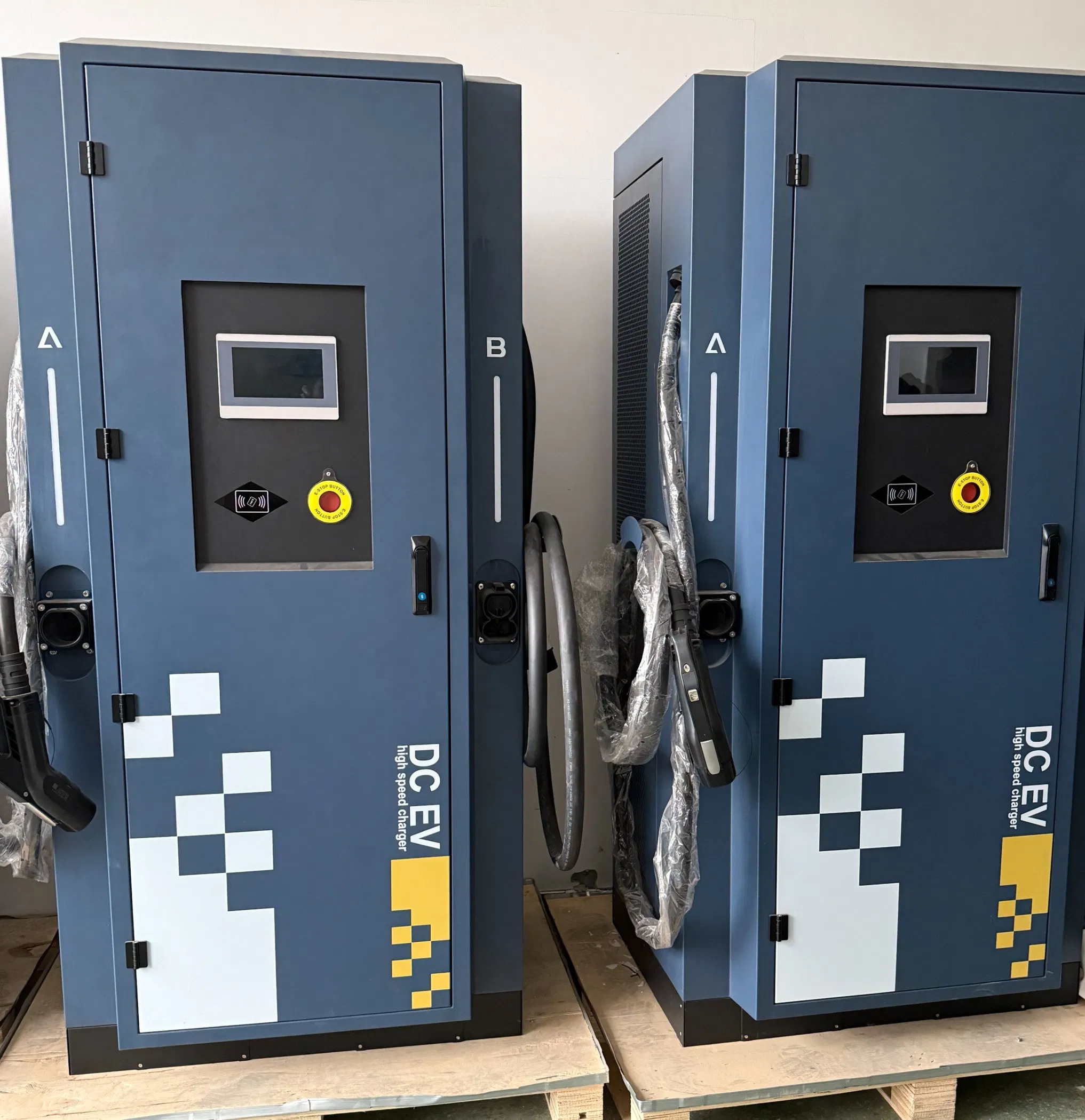 Efficient DC EV Charger Charging Station with Long Charging Cable Options