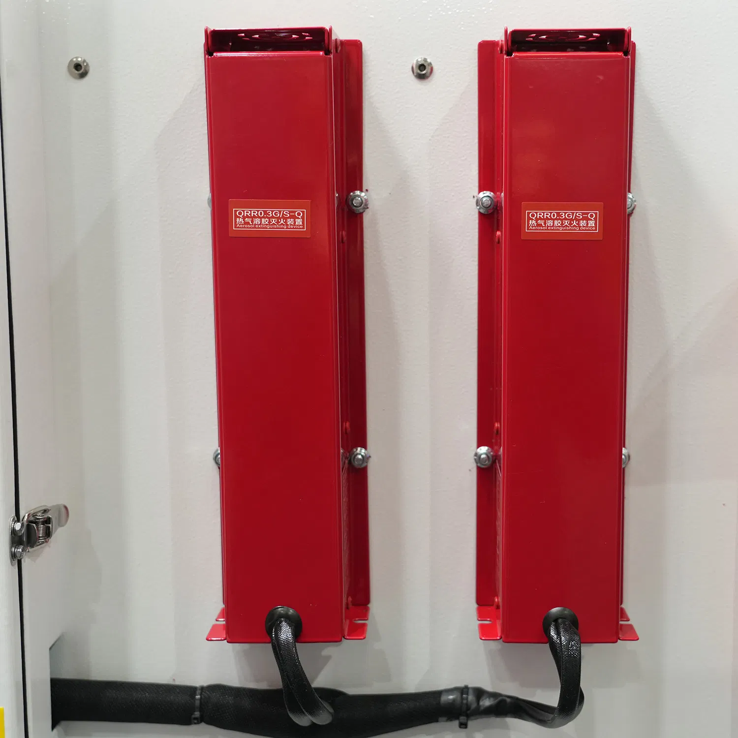 Commercial Grid-Tied Energy Management Battery Energy Storage System for Backup Power