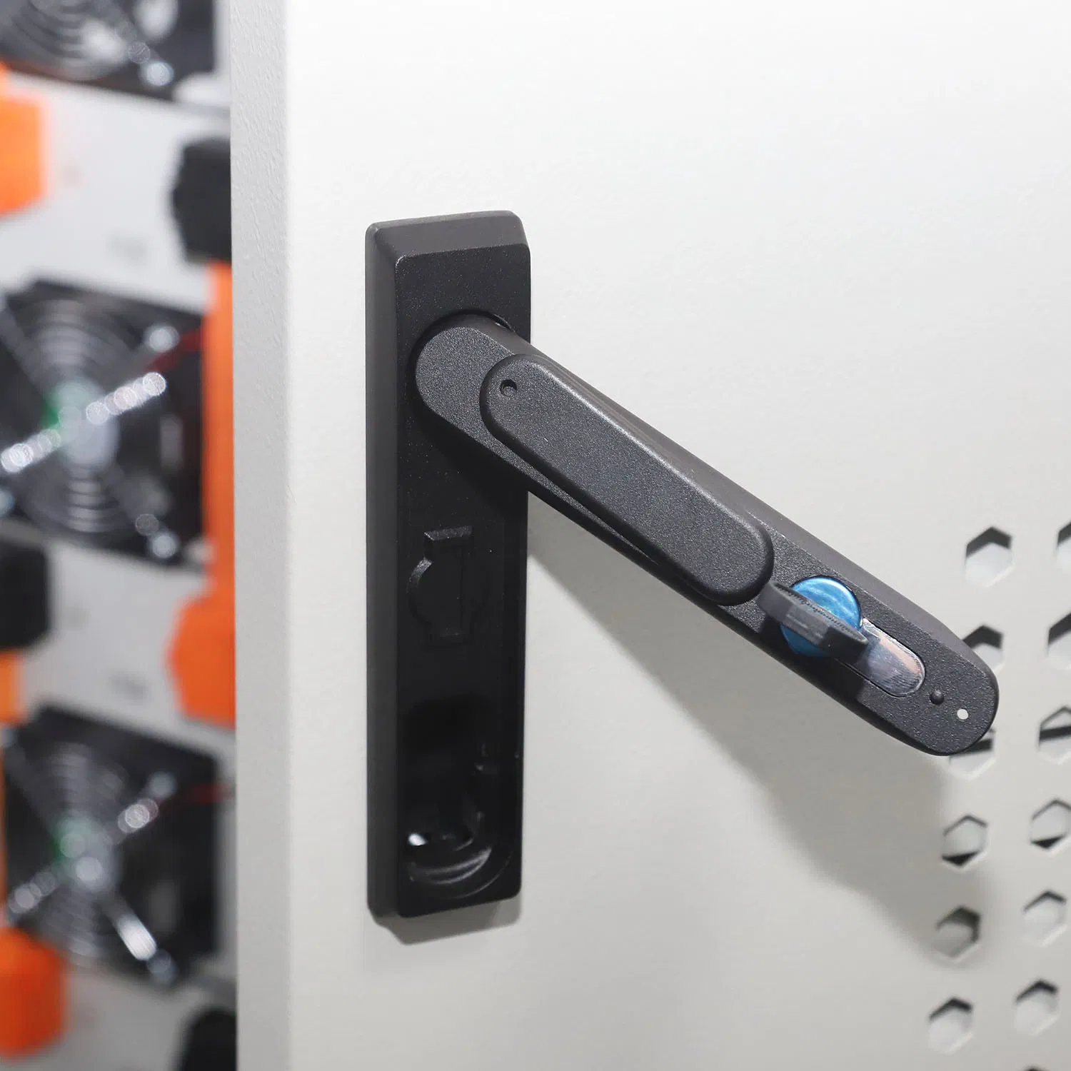 Advanced 215kwh Energy Storage Solution for Commercial Applications