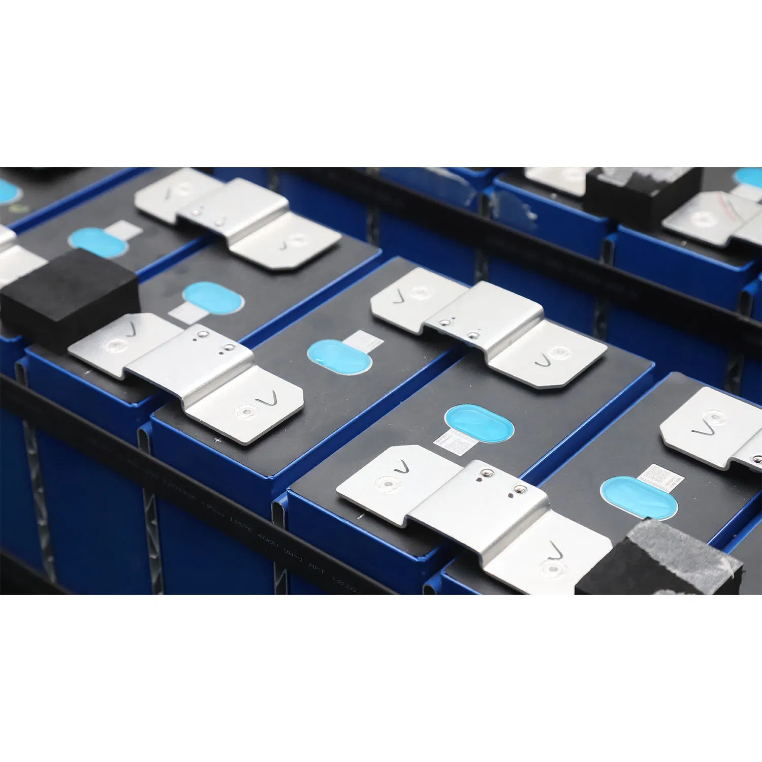 Advanced 215kwh Energy Storage Solution for Commercial Applications