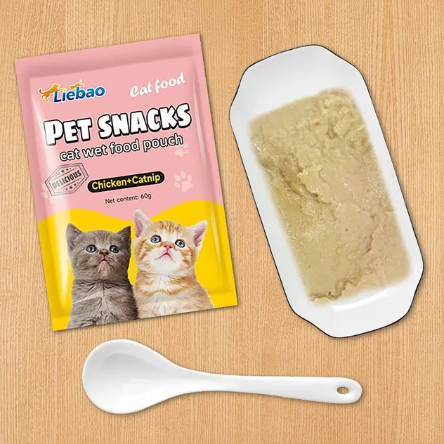 وجبات خفيفة للقطط