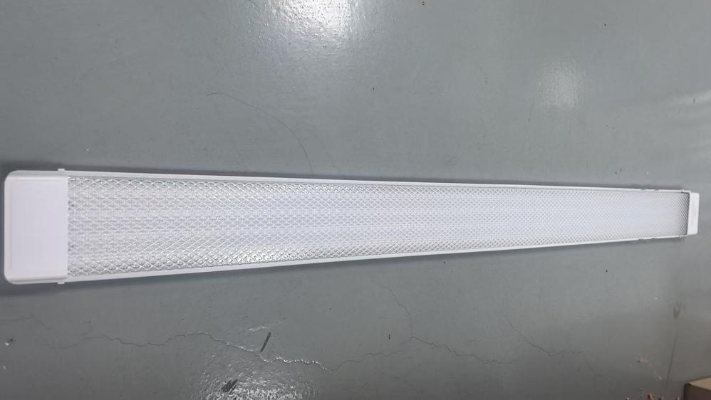 Tubo Linear 2-4 Linha 20W 40W 60W 80W 100W 120cm Luz LED de Montagem na Parede