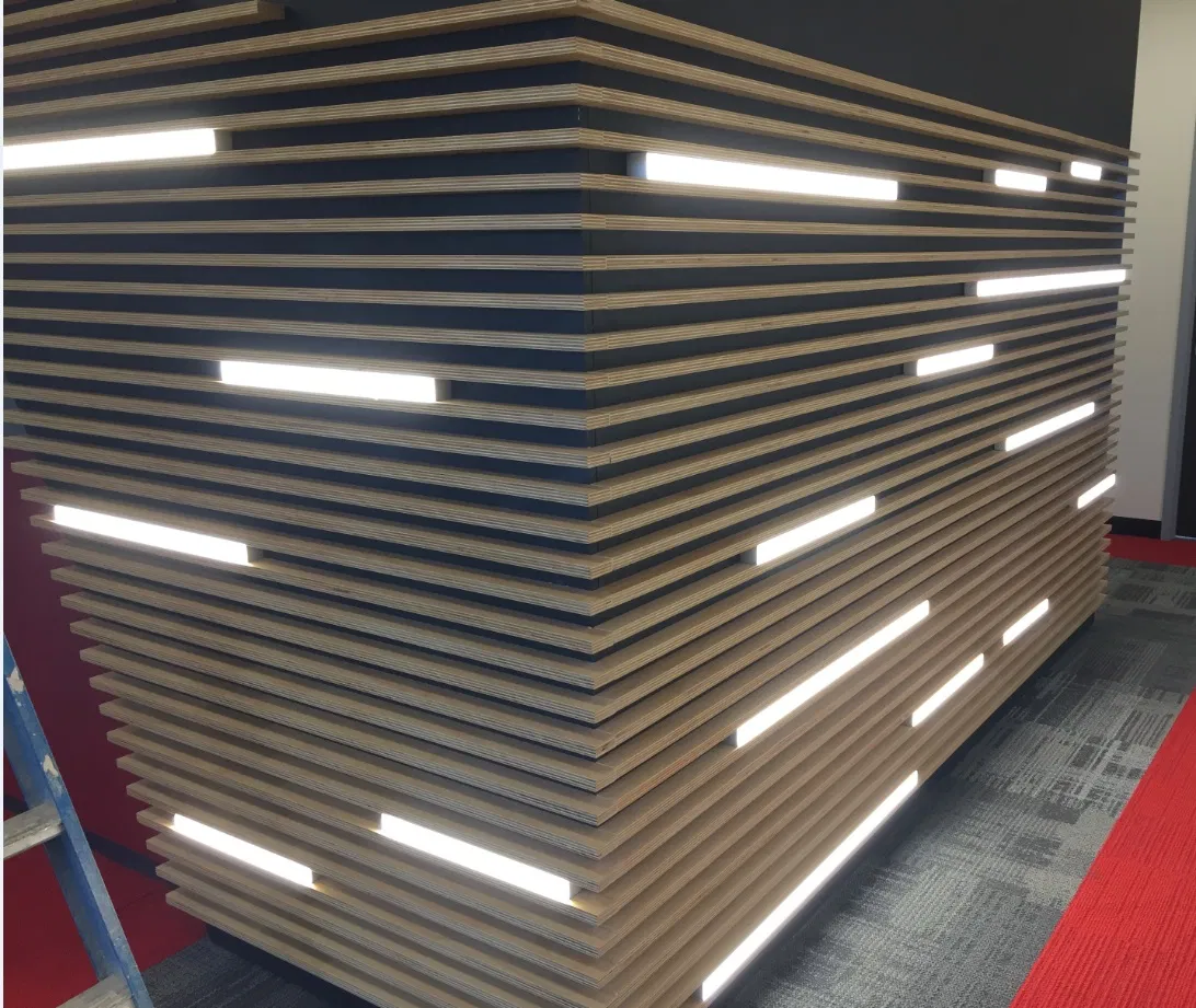 Luminária LED Linear Embutida